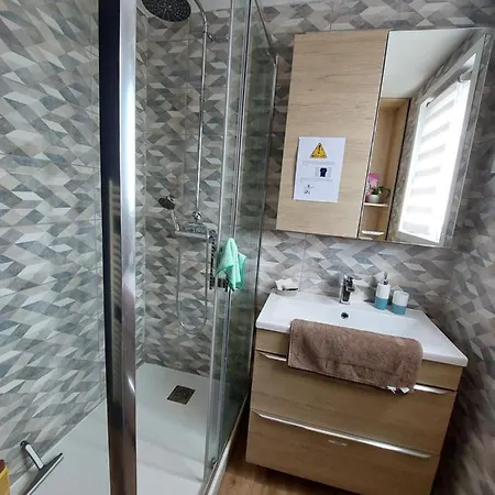 Bel Spacieux Et Lumineux *